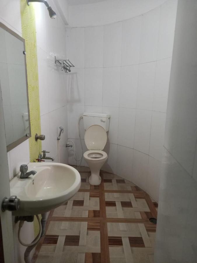 Sharan Hotel Shirdi Ngoại thất bức ảnh